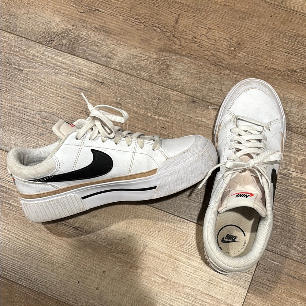 Nike White and Black Retro Low-Top Sneakers